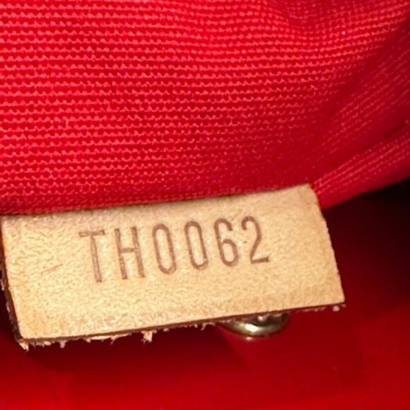 🔥🔥 Louis Vuitton Monogram Red Vernis Tote Bag EUC! - Picture 8 of 16